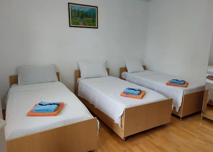 Ana Apartments